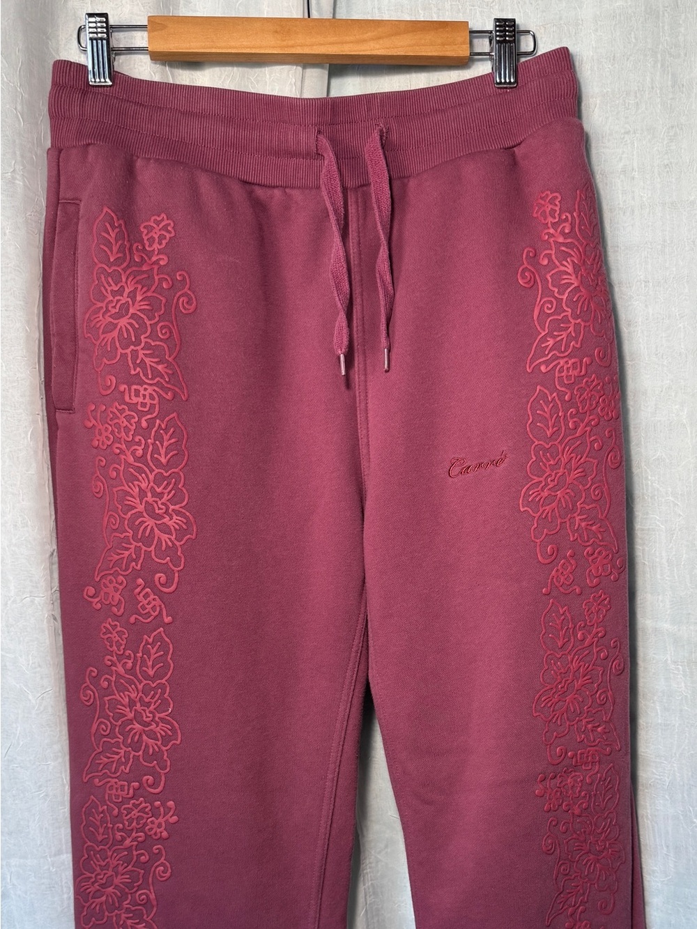 Carré Botanical Oversized Sweatpants in Port (Mauve/Berry Red Size L